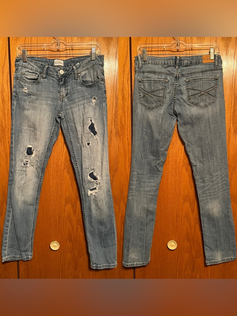 Aeropostale Women’s Distressed Skinny Jeans - Medium Blue